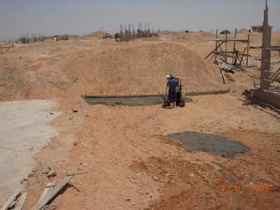 صب فرشة خرسانة عاديه